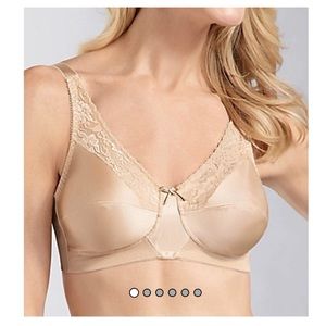 Amoena Nancy Multi Part Cup Lace Trim Bra